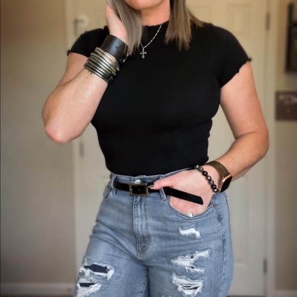 Meet your Posher, Whitney - Picture 5 of 14